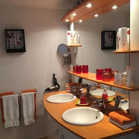 Logis De La Melissiere Alojamento de Acomodação e Pequeno-almoço Xaintray