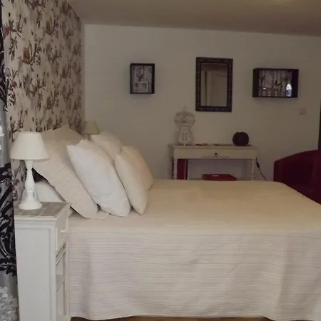 Alojamento de Acomodação e Pequeno-almoço Logis De La Melissiere 3*