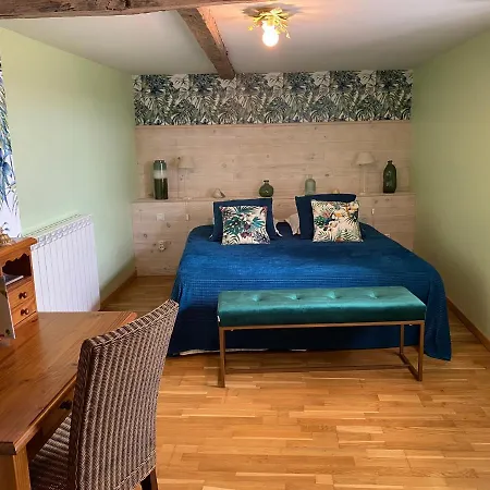 Logis De La Melissiere Alojamento de Acomodação e Pequeno-almoço Xaintray